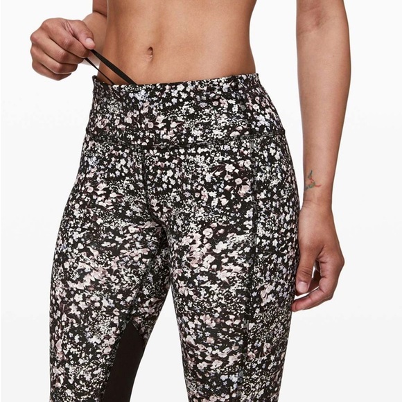 Lululemon - Pace Rival Crop 22" - Floral Spritz Multi / Black - Picture 4 of 15